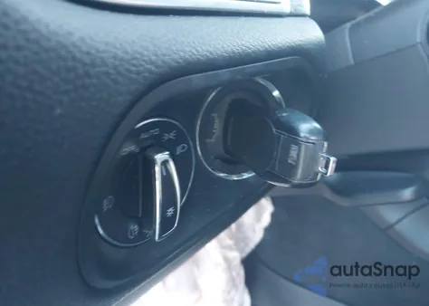 2016 Porsche Macan S из США, поврежденный, VIN WP1AB2A59GLB51060